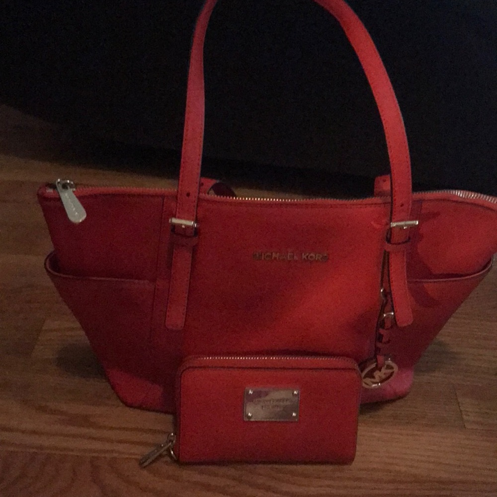 Authentic Michael Kors purse
